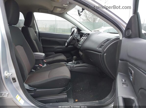 JA4AP3AW3HZ048243 2017 MITSUBISHI OUTLANDER SPORT Silver 