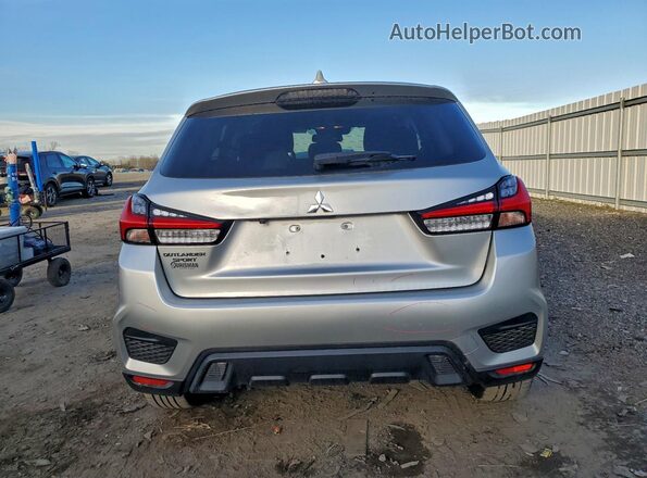 JA4APUAU0MU036028 2021 MITSUBISHI OUTLANDER Silver Vista trasera