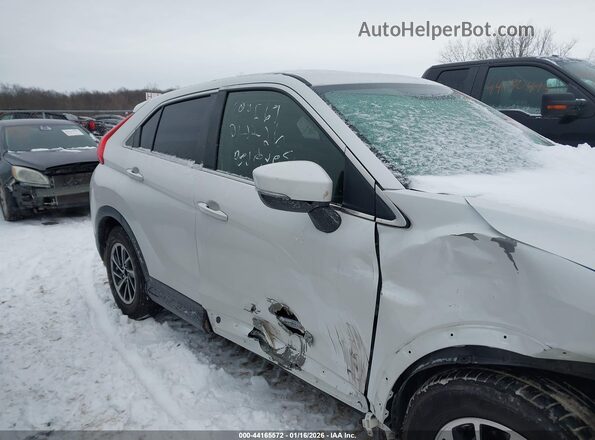 JA4AS3AA2LZ005704 2020 MITSUBISHI ECLIPSE CROSS Белый Вид задней части салона