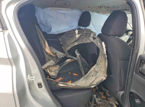 JA4ASVAAXNZ057323 2022 MITSUBISHI ECLIPSE Silver Հետևի նստատեղերի տեսք
