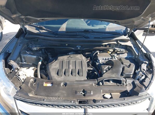 JA4AT3AA3LZ006390 2020 MITSUBISHI ECLIPSE CROSS Silver Widok z tyłu