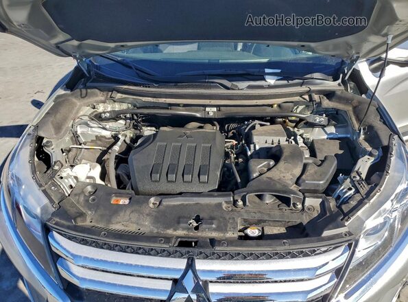JA4AT5AA7KZ052475 2019 MITSUBISHI ECLIPSE Silver Vista del compartimento del motor