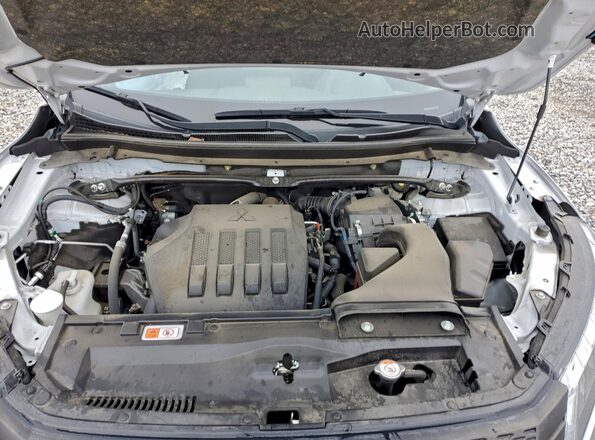 JA4ATWAA2PZ050176 2023 MITSUBISHI ECLIPSE Silver Вид підкапотного простору