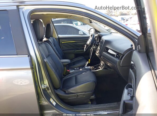 JA4J24A55JZ028982 2018 MITSUBISHI OUTLANDER PHEV Gray Widok wnętrza z przodu