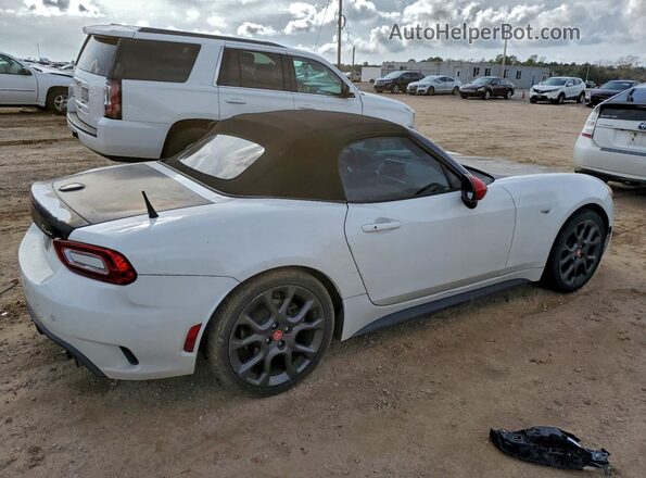 JC1NFAEK0H0125027 2017 FIAT 124 Белый Задняя правая четверть