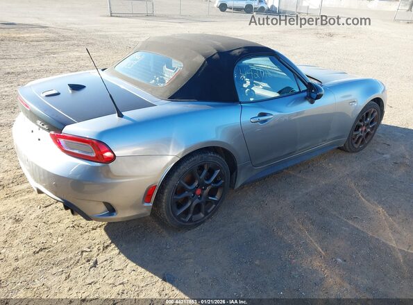 JC1NFAEK2H0118922 2017 FIAT 124 SPIDER Серебряный Задняя правая четверть