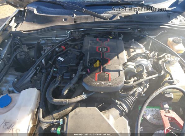 JC1NFAEK2H0118922 2017 FIAT 124 SPIDER Серебряный Вид сзади