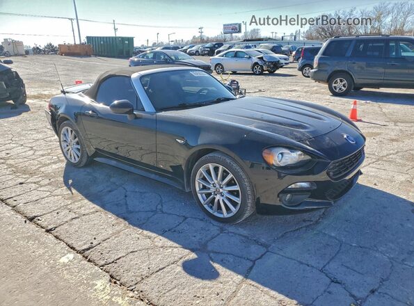 JC1NFAEK5H0104660 2017 FIAT 124 Черный Передняя правая четверть