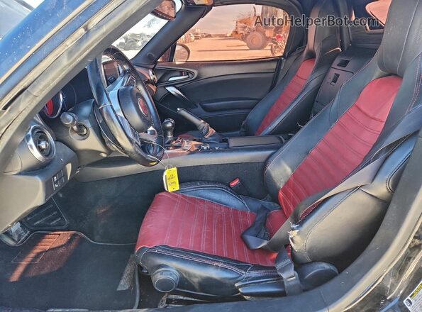 JC1NFAEKXH0125505 2017 FIAT 124 Черный Вид салона спереди