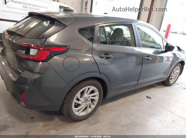 JF1GUABCXS8319075 2025 SUBARU IMPREZA Серый Вид задней части салона