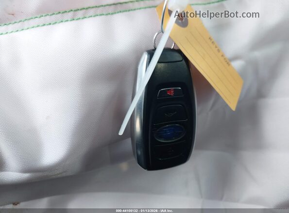 JF1GUAFC3S8208071 2025 SUBARU IMPREZA Gray Առջևի վահանակի տեսք