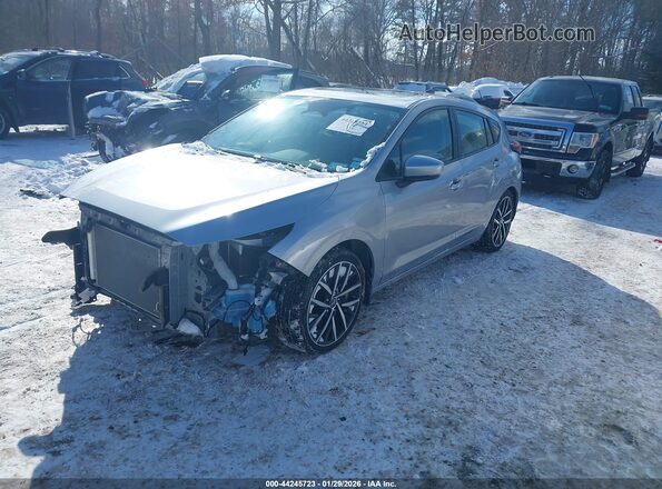 JF1GUAFC7R8376015 2024 SUBARU IMPREZA Silver Przód lewy