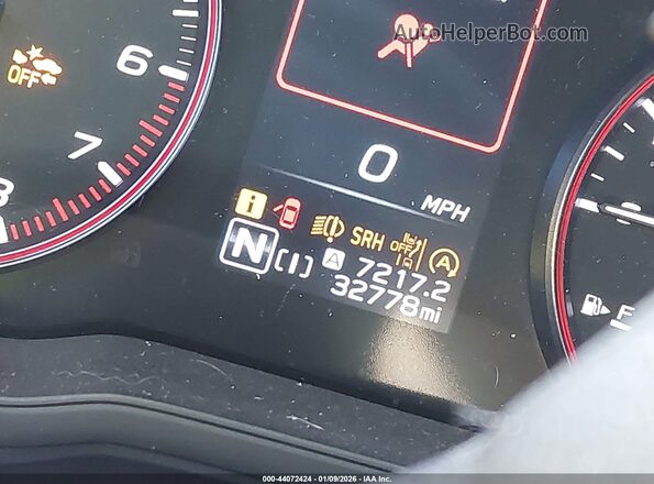 JF1GUHJC6R8876201 2024 SUBARU IMPREZA Белый 