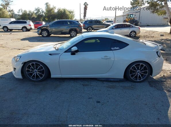 JF1ZCAB17K9601534 2019 SUBARU BRZ White Սալոնի 360 աստիճան տեսք