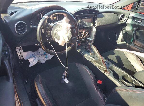 JF1ZCAC13J8602912 2018 SUBARU BRZ Gray Вид панелі приладів