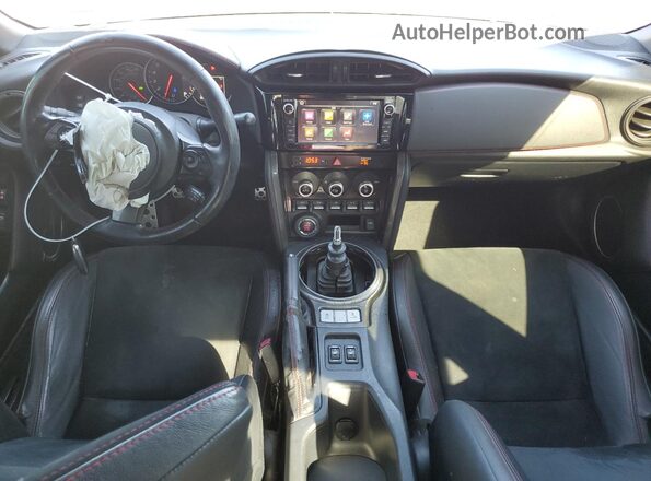 JF1ZCAC16J9602090 2018 SUBARU BRZ Blue Вид панелі приладів