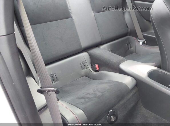 JF1ZCAC17H9605946 2017 SUBARU BRZ White Widok naklejki z numerem VIN
