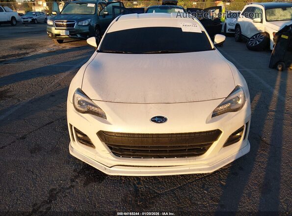 JF1ZCAC17J9601644 2018 SUBARU BRZ Белый 