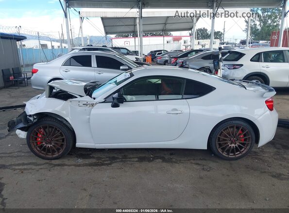 JF1ZCAD14L9700679 2020 SUBARU BRZ White 