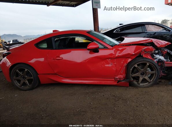JF1ZDBB19R9702815 2024 SUBARU BRZ Red Вид задньої частини салону