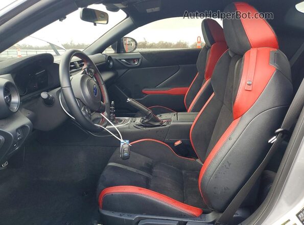JF1ZDBE12S9700535 2025 SUBARU BRZ Silver Front interior view