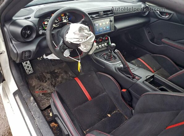 JF1ZDBE14R9701518 2024 SUBARU BRZ White Առջևի վահանակի տեսք