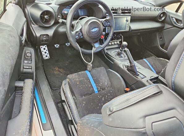 JF1ZDBS10S9702398 2025 SUBARU BRZ Белый Вид панели приборов
