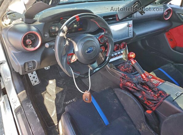 JF1ZDBS11S9701101 2025 SUBARU BRZ White Vista del salpicadero