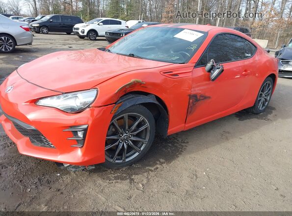 JF1ZNAA15H9707467 2017 TOYOTA 86 Оранжевый Вид спереди
