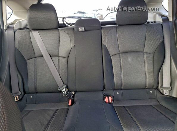 JF2GTABC3N8275133 2022 SUBARU CROSSTREK Silver Widok tylnych siedzeń