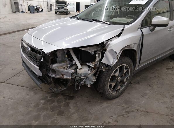 JF2GTABC8JG244539 2018 SUBARU CROSSTREK Light Blue 