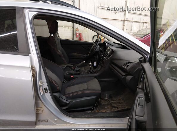JF2GTABC8JG244539 2018 SUBARU CROSSTREK Light Blue 