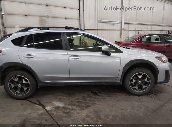JF2GTABC8JG244539 2018 SUBARU CROSSTREK Light Blue 