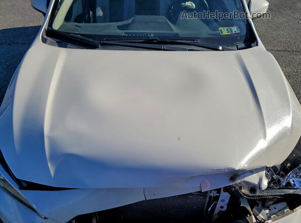JF2GTAPC4N8218495 2022 SUBARU CROSSTREK White Vista interior trasera