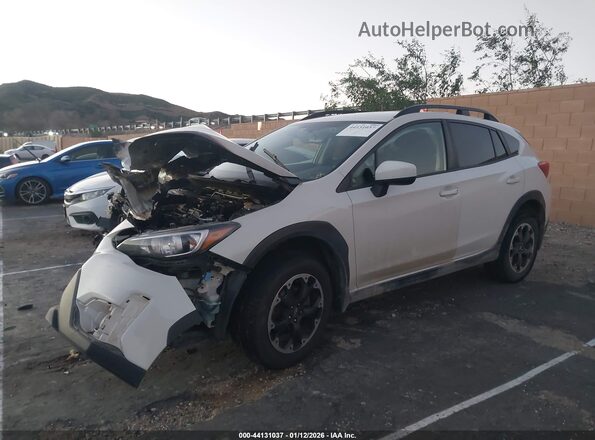JF2GTAPC5N8268497 2022 SUBARU CROSSTREK White Przód lewy