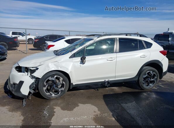 JF2GTHNC0NH286109 2022 SUBARU CROSSTREK White 360 interior view