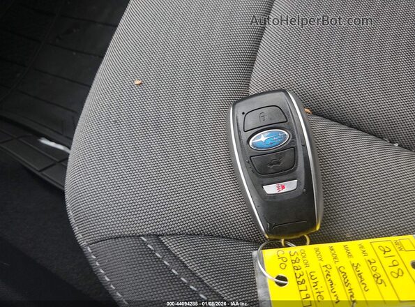 JF2GUHDC2S8238797 2025 SUBARU CROSSTREK White Առջևի վահանակի տեսք