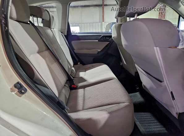 JF2SJAAC7HH413066 2017 SUBARU FORESTER 2.5 White Vista de los asientos traseros