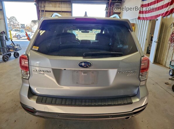JF2SJAWC5HH466633 2017 SUBARU FORESTER 2.5I TO Silver უკანა ხედი