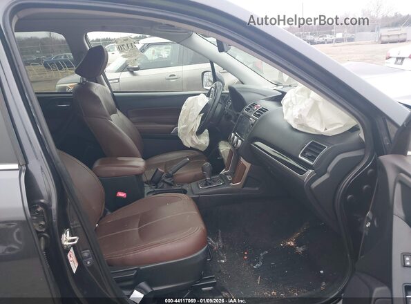 JF2SJAWC7HH555376 2017 SUBARU FORESTER 2.5I TO Gray Front interior view