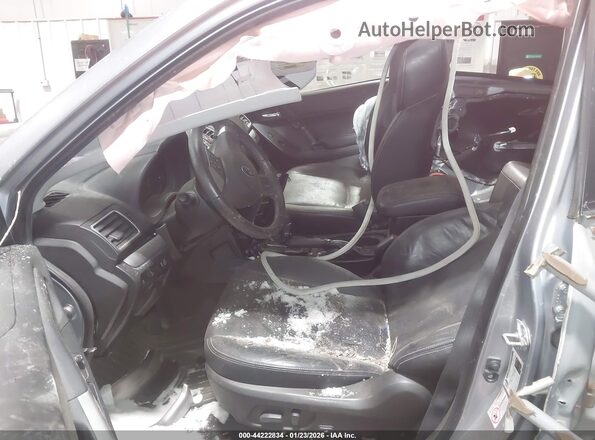 JF2SJAXC0GH413321 2016 SUBARU FORESTER 2.5I TO Silver წინა სალონის ხედი