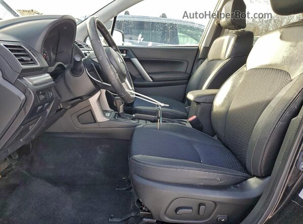 JF2SJGEC6HH418210 2017 SUBARU FORESTER2. Black Вид салону спереду