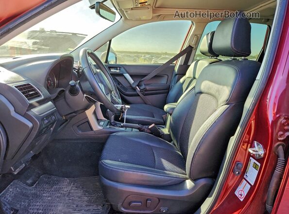 JF2SJGEC8JH446676 2018 SUBARU FORESTER2. Maroon Vista interior delantera