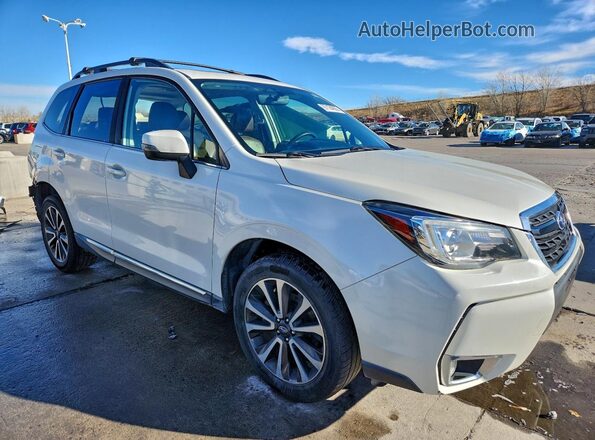 JF2SJGTC4HH501718 2017 SUBARU FORESTER2. White Передня права чверть