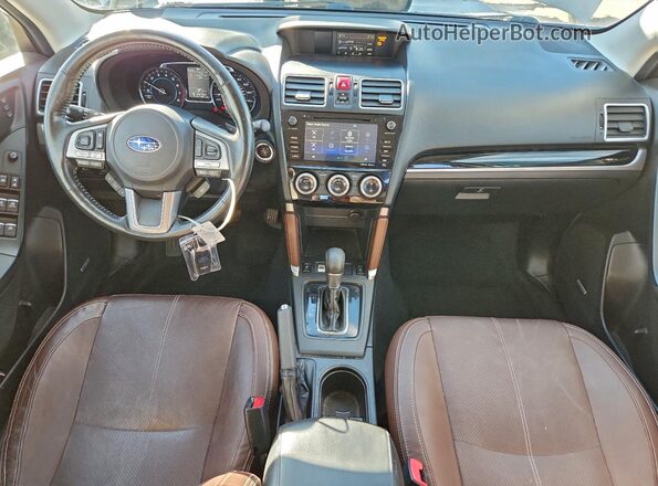 JF2SJGTC4HH501718 2017 SUBARU FORESTER2. White Вид панелі приладів