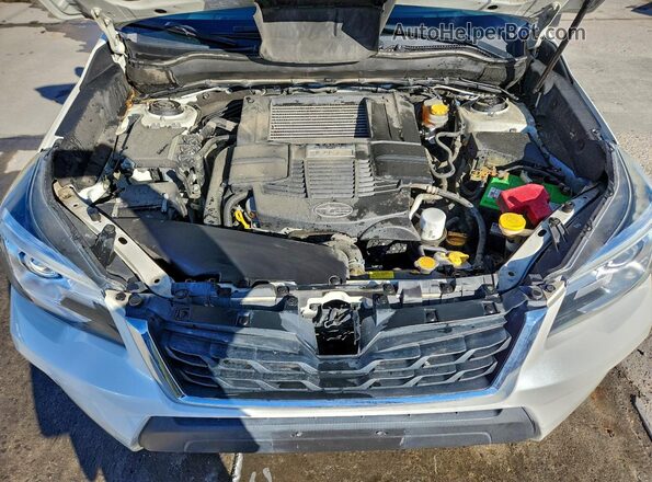 JF2SJGTC4HH501718 2017 SUBARU FORESTER2. White Вид підкапотного простору