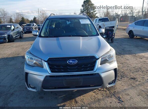 JF2SJGWC0JH400984 2018 SUBARU FORESTER2. Silver Widok zestawu wskaźników