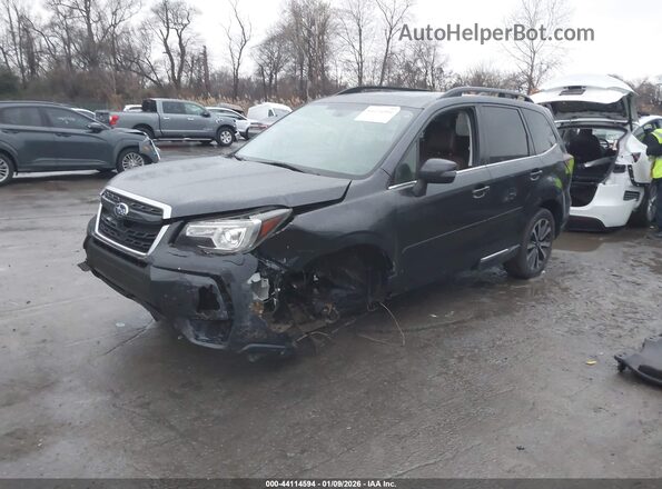 JF2SJGWC8HH421883 2017 SUBARU FORESTER2. Gray Front left