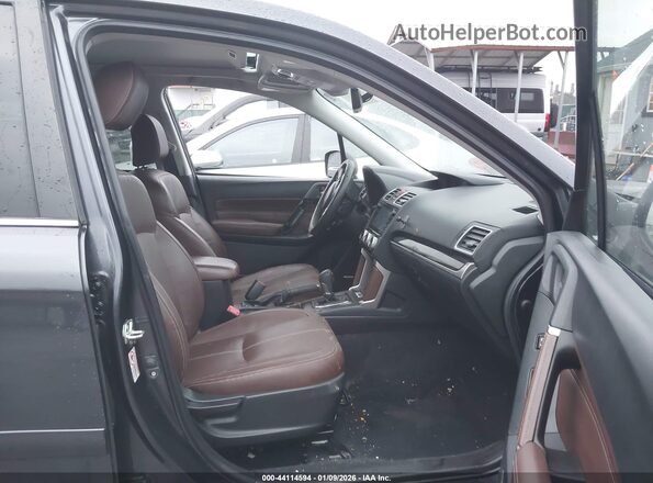 JF2SJGWC8HH421883 2017 SUBARU FORESTER2. Gray Front interior view