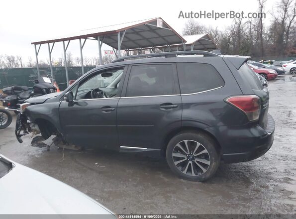 JF2SJGWC8HH421883 2017 SUBARU FORESTER2. Gray 360 interior view